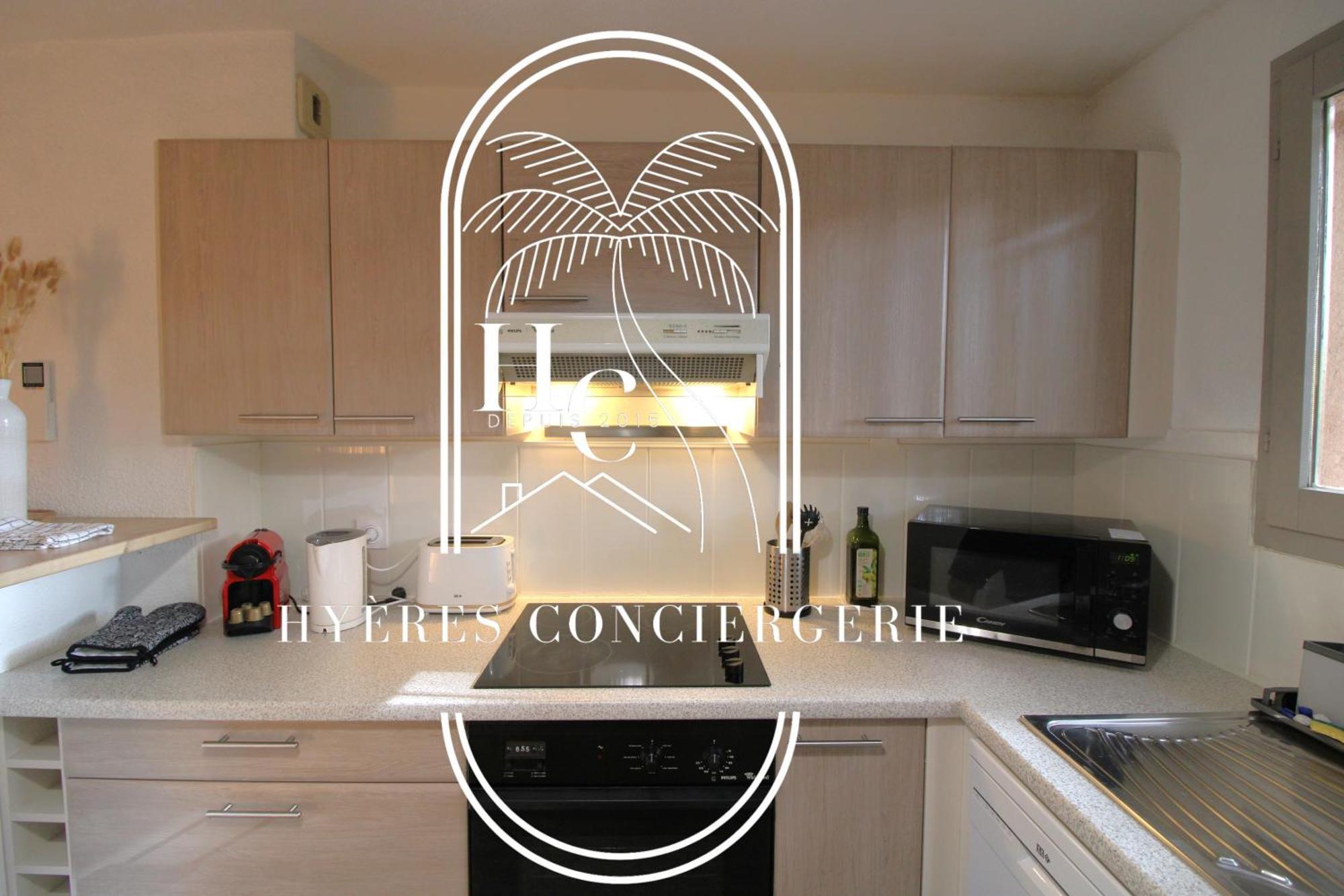 Triplex Le Port D'Hyeres-400M-Clim Wifi Parking By Hc Apartman Kültér fotó