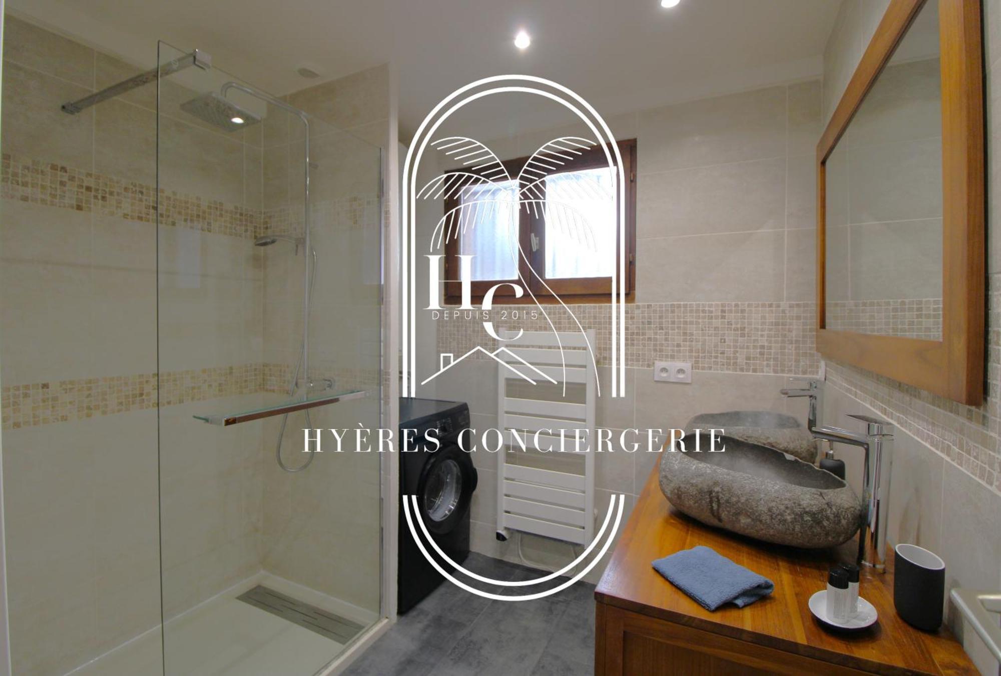 Triplex Le Port D'Hyeres-400M-Clim Wifi Parking By Hc Apartman Kültér fotó